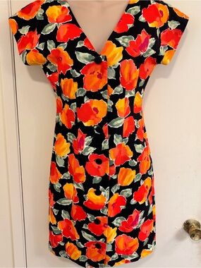 Vintage 90s Floral Button-Front V-Neck Dress in Black with Red & Orange Blooms